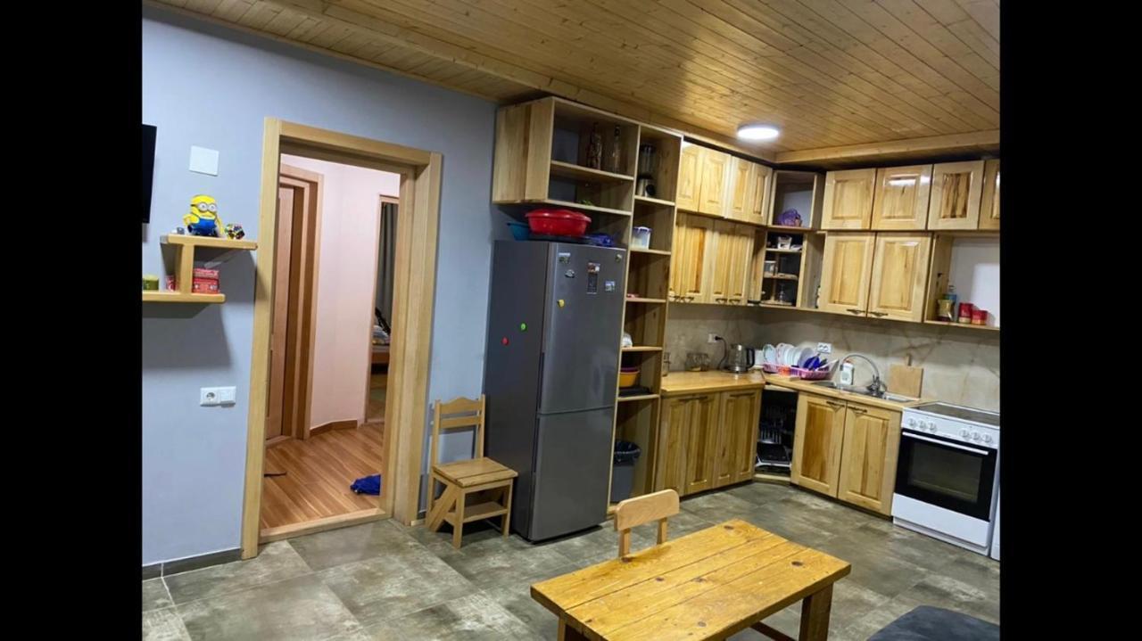 Sana Guest House Mestia Luaran gambar